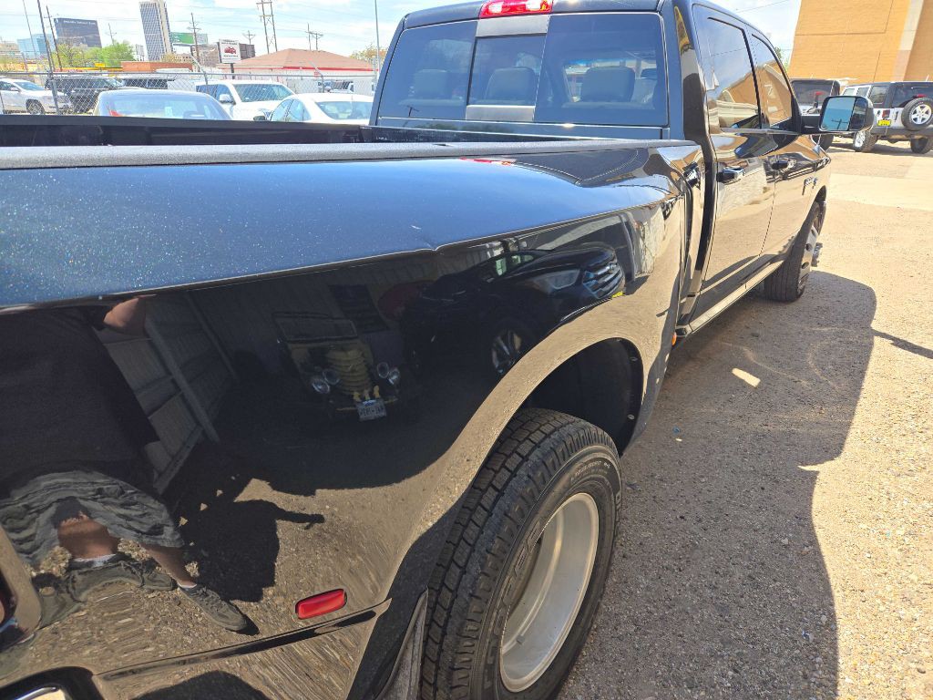 2010 Dodge Ram 3500 Image 3
