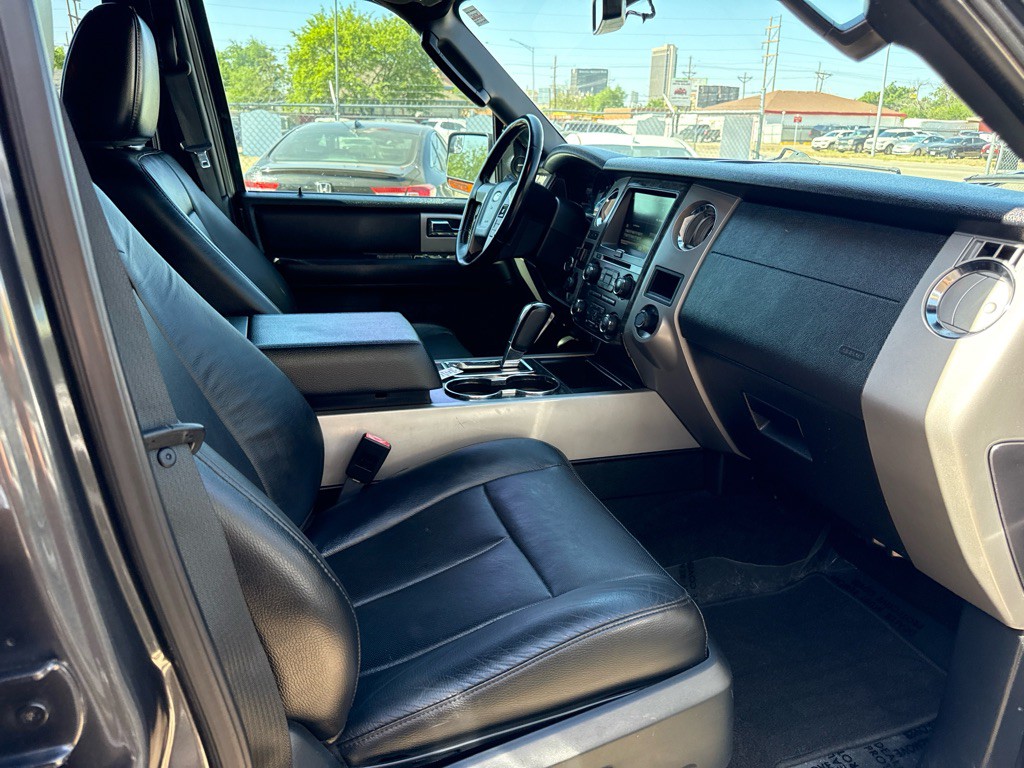 2015 Ford Expedition Image 12