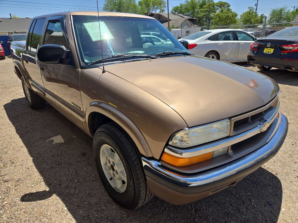 2002 Chevrolet S10 Image 6