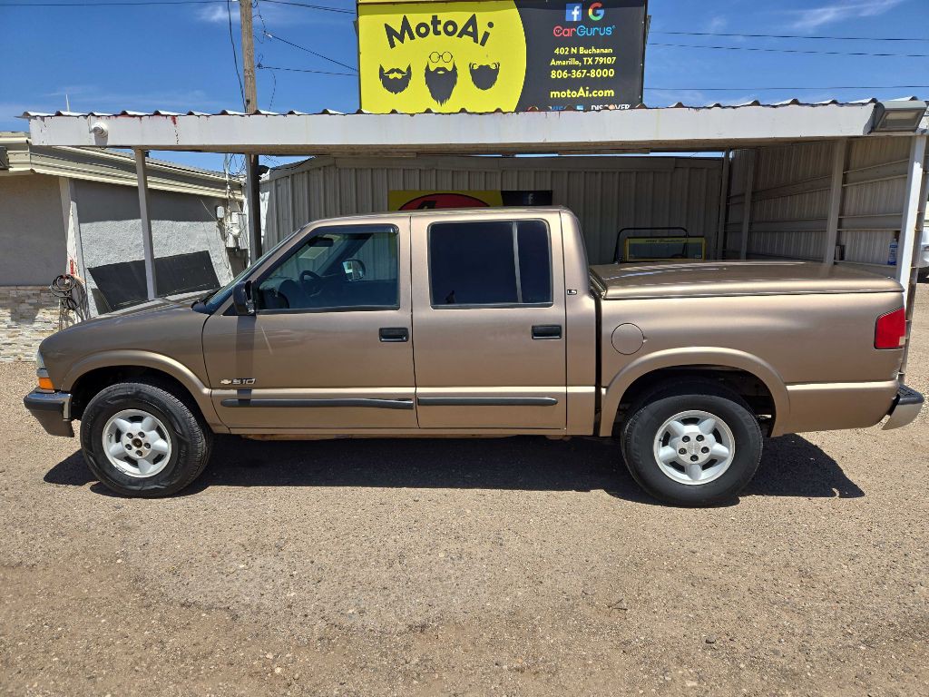 2002 Chevrolet S10 Image 1