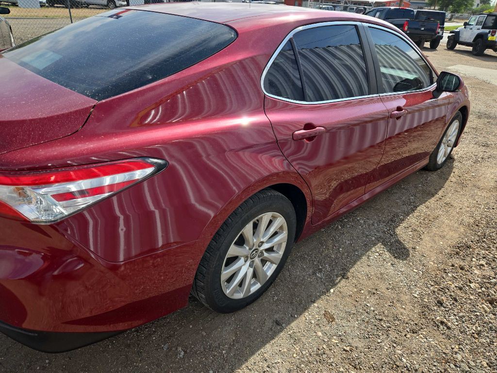 2018 Toyota Camry Image 4