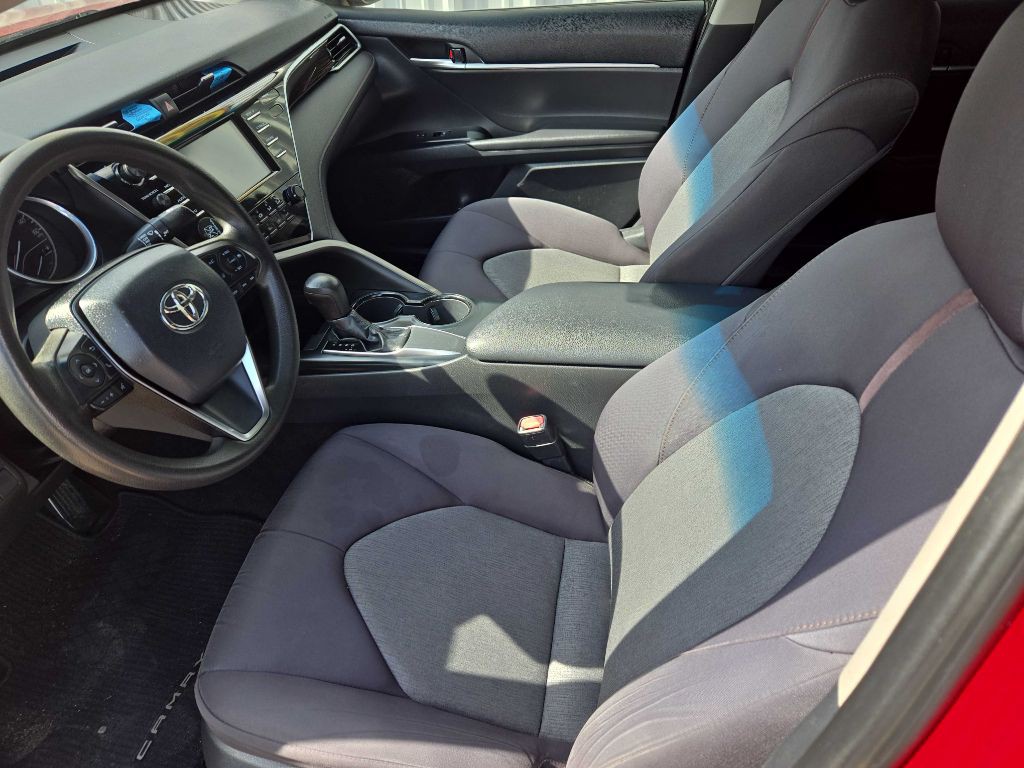 2018 Toyota Camry Image 10