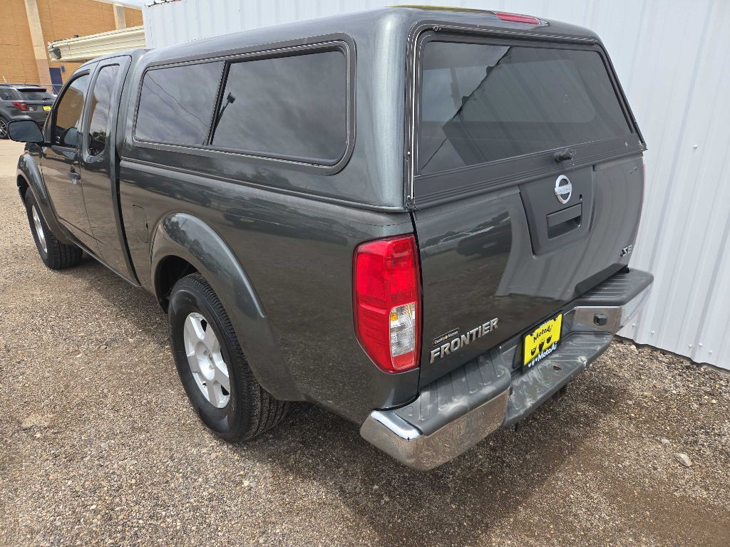 2007 Nissan Frontier Image 2