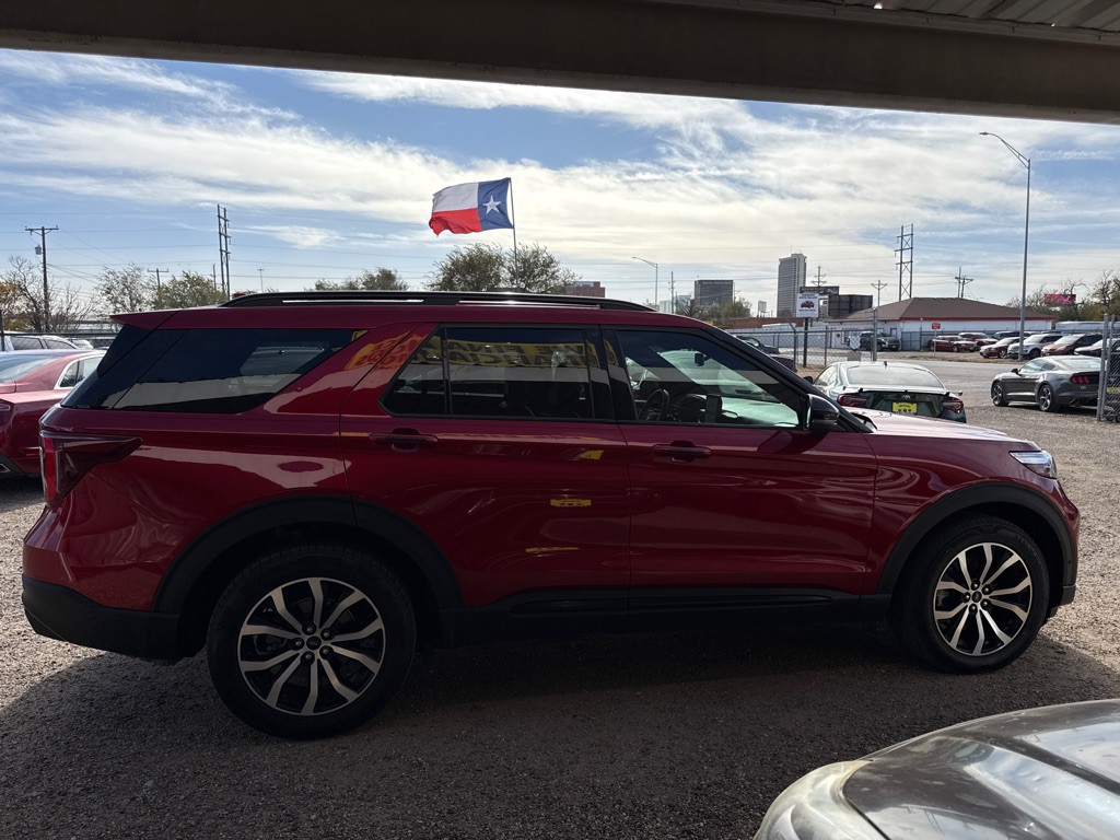 2020 Ford Explorer Image 5