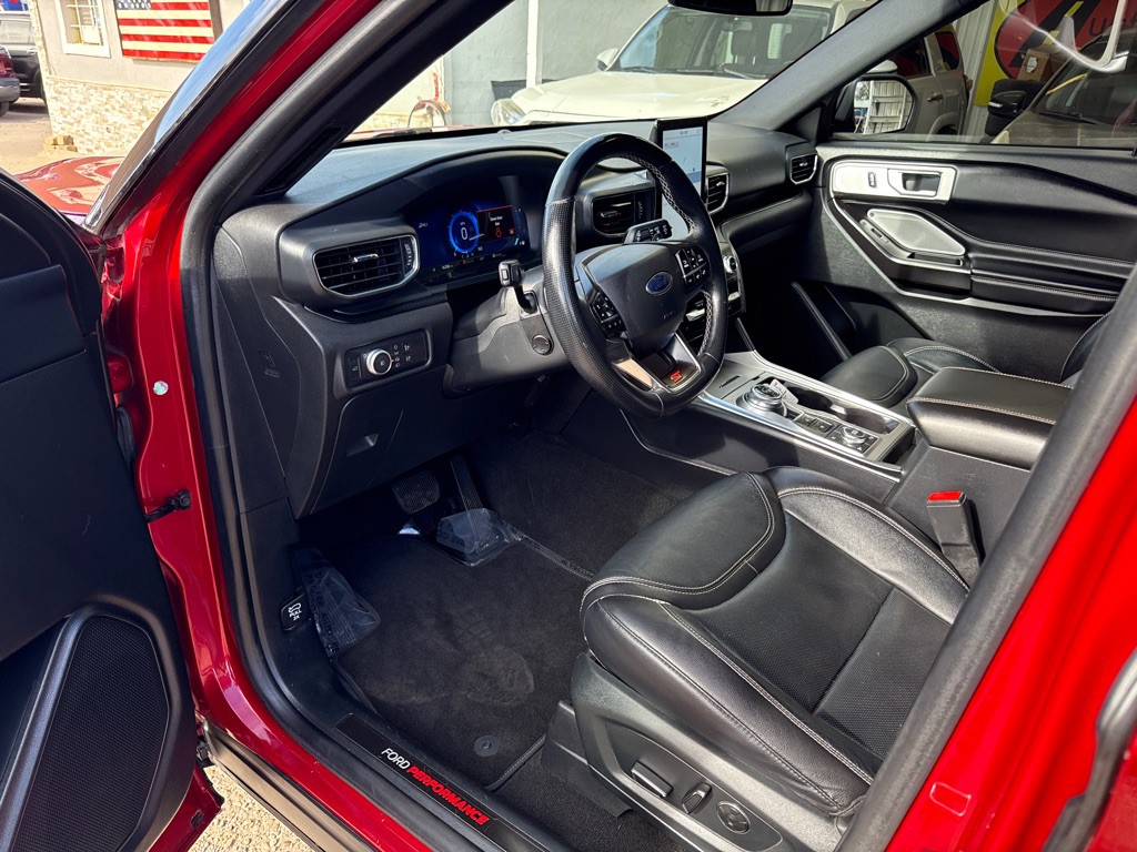 2020 Ford Explorer Image 9
