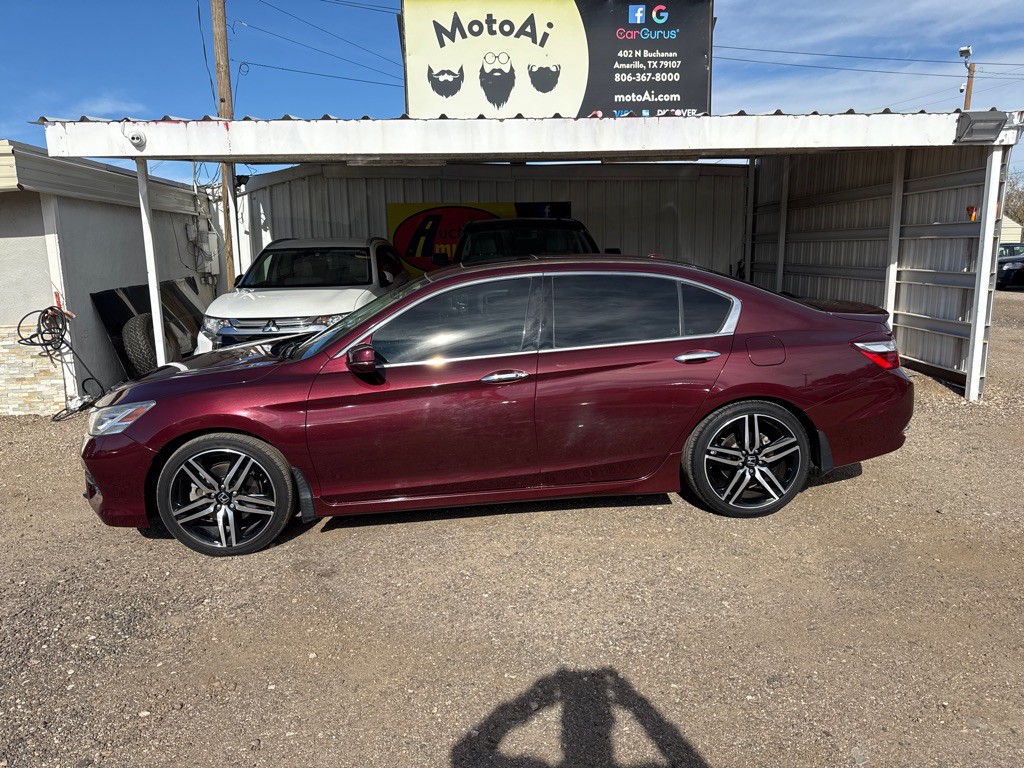 2017 Honda Accord Image 1