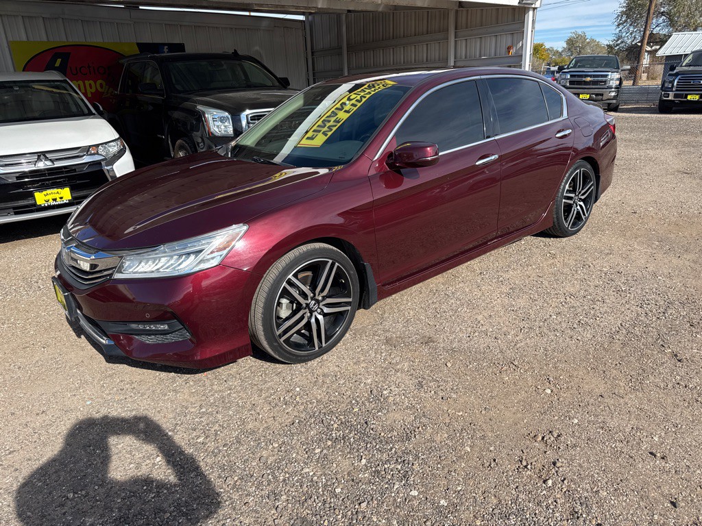 2017 Honda Accord Image 2