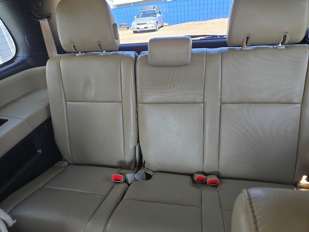 2014 Toyota Sequoia Image 13