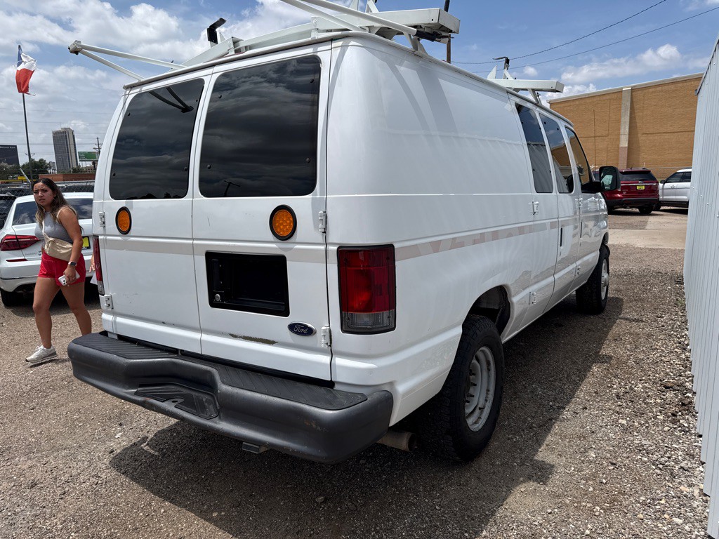 2007 Ford Econoline Image 7