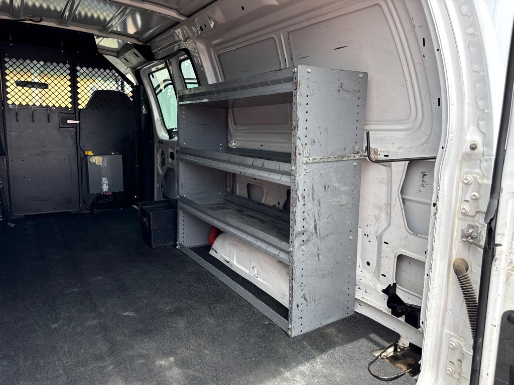 2007 Ford Econoline Image 13