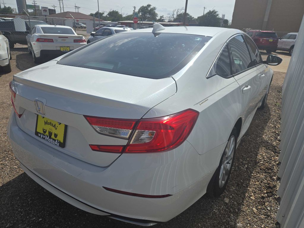 2018 Honda Accord Image 1