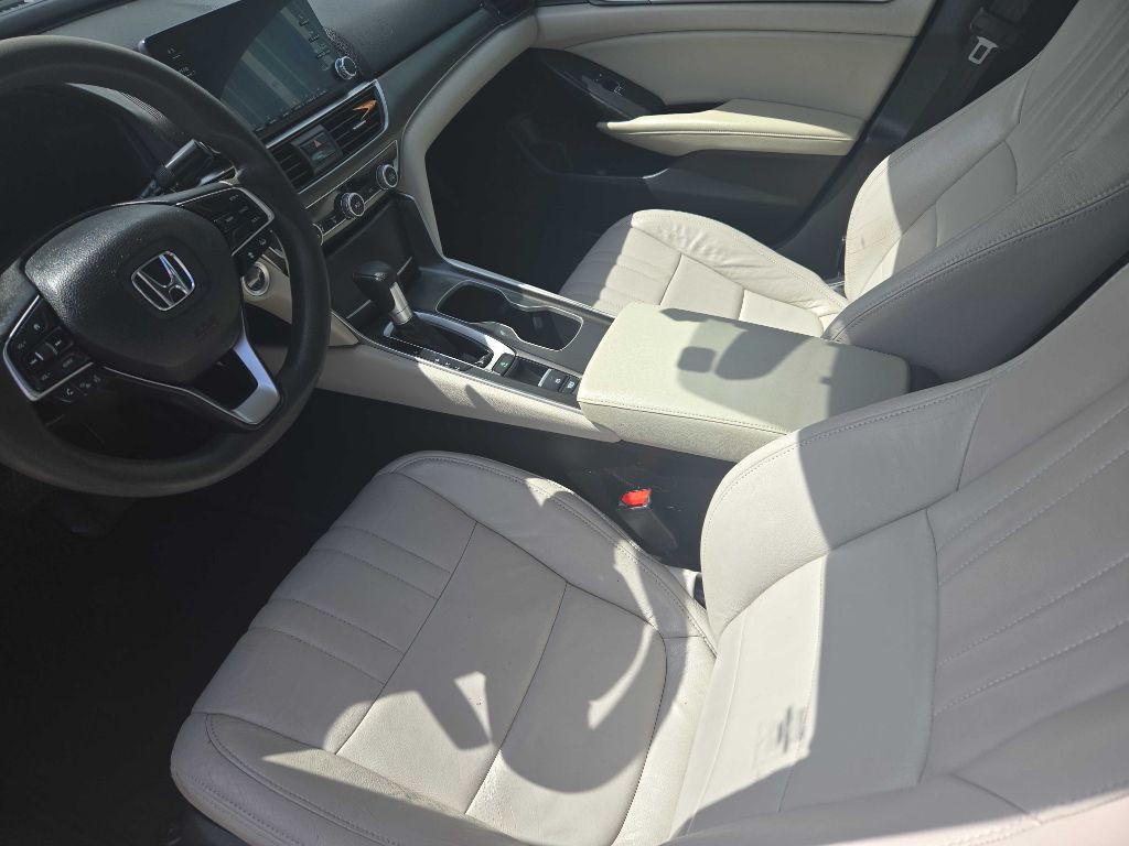 2018 Honda Accord Image 8