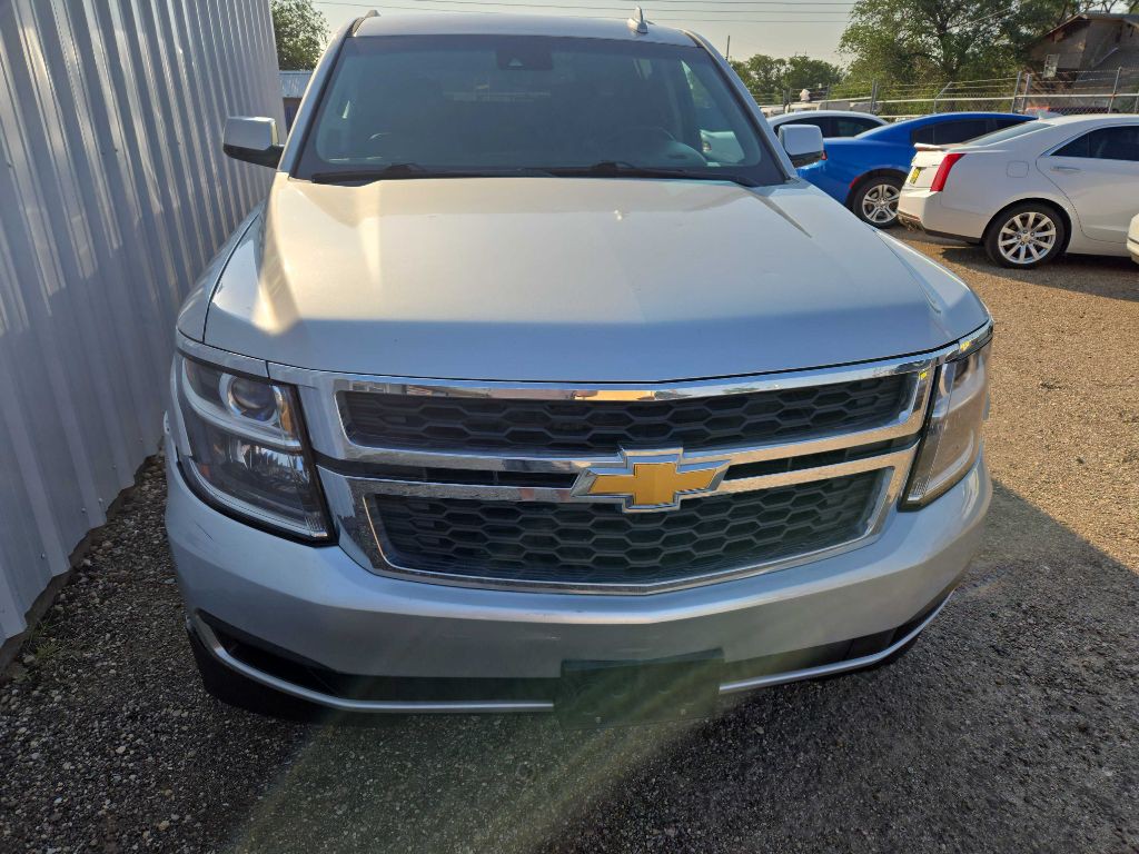 2017 Chevrolet Suburban Image 6