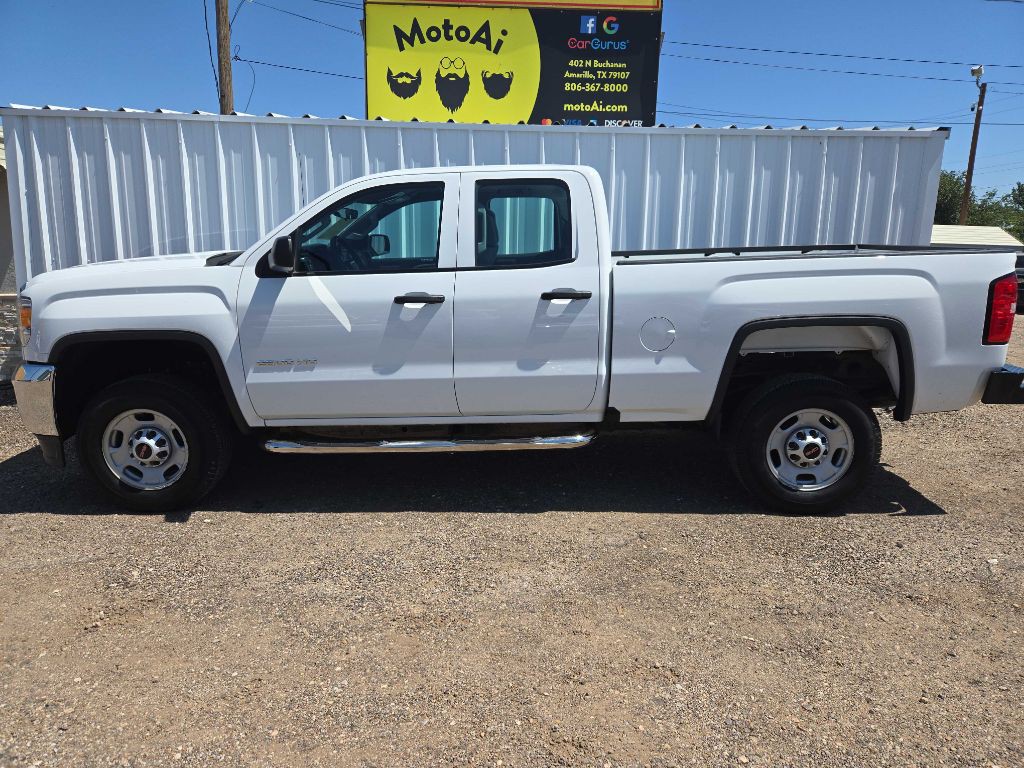 2017 GMC Sierra Image 1
