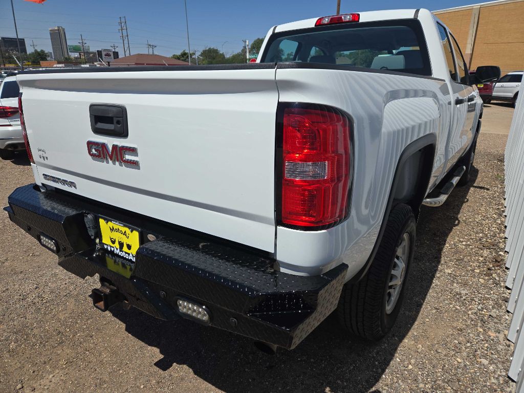 2017 GMC Sierra Image 4