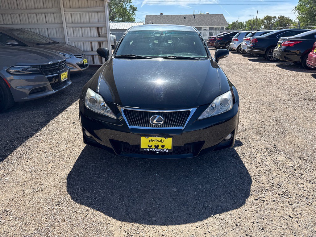 2013 Lexus IS Image 3