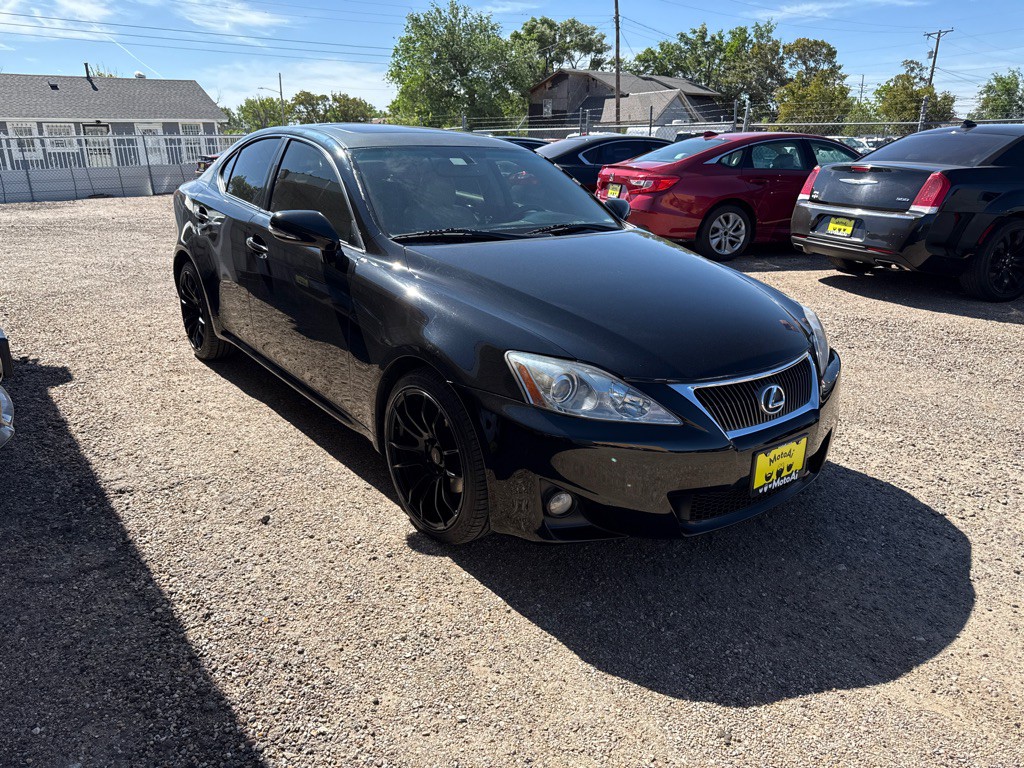 2013 Lexus IS Image 4