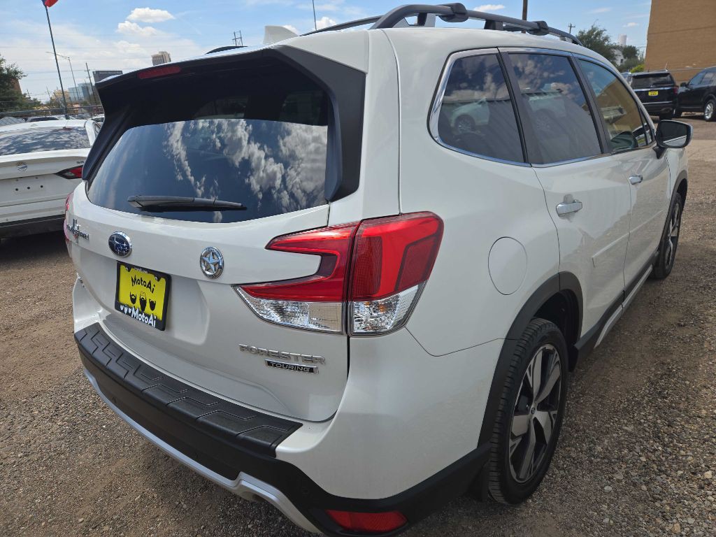 2019 Subaru Forester Image 4