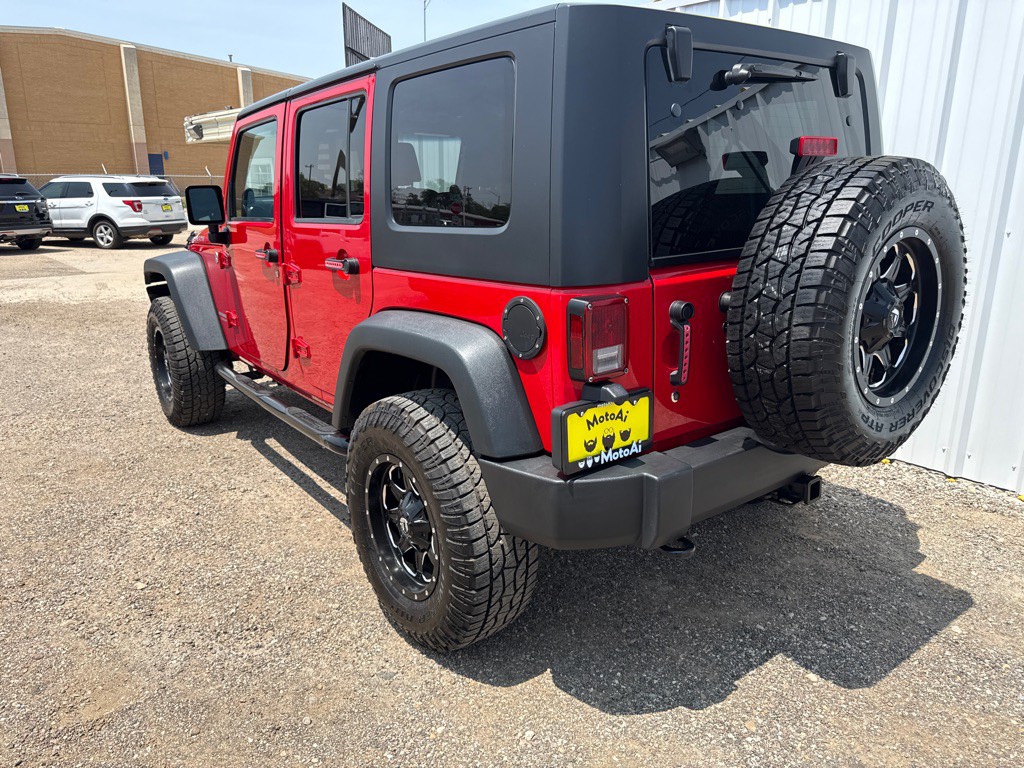 2010 Jeep Wrangler Unlimited Image 5