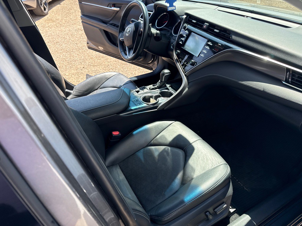 2018 Toyota Camry Image 11