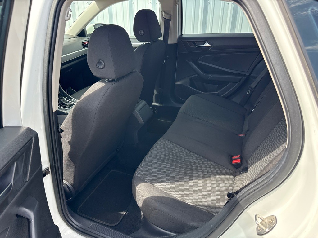 2019 Volkswagen Jetta Image 9