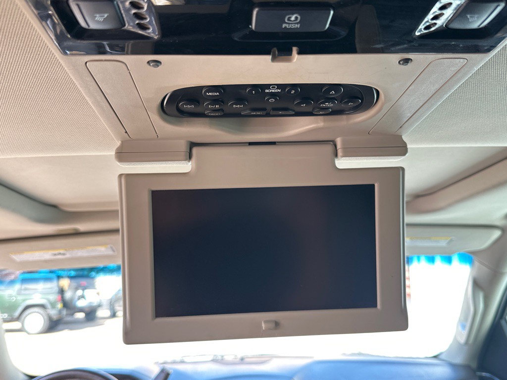 2015 Chevrolet Tahoe Image 15