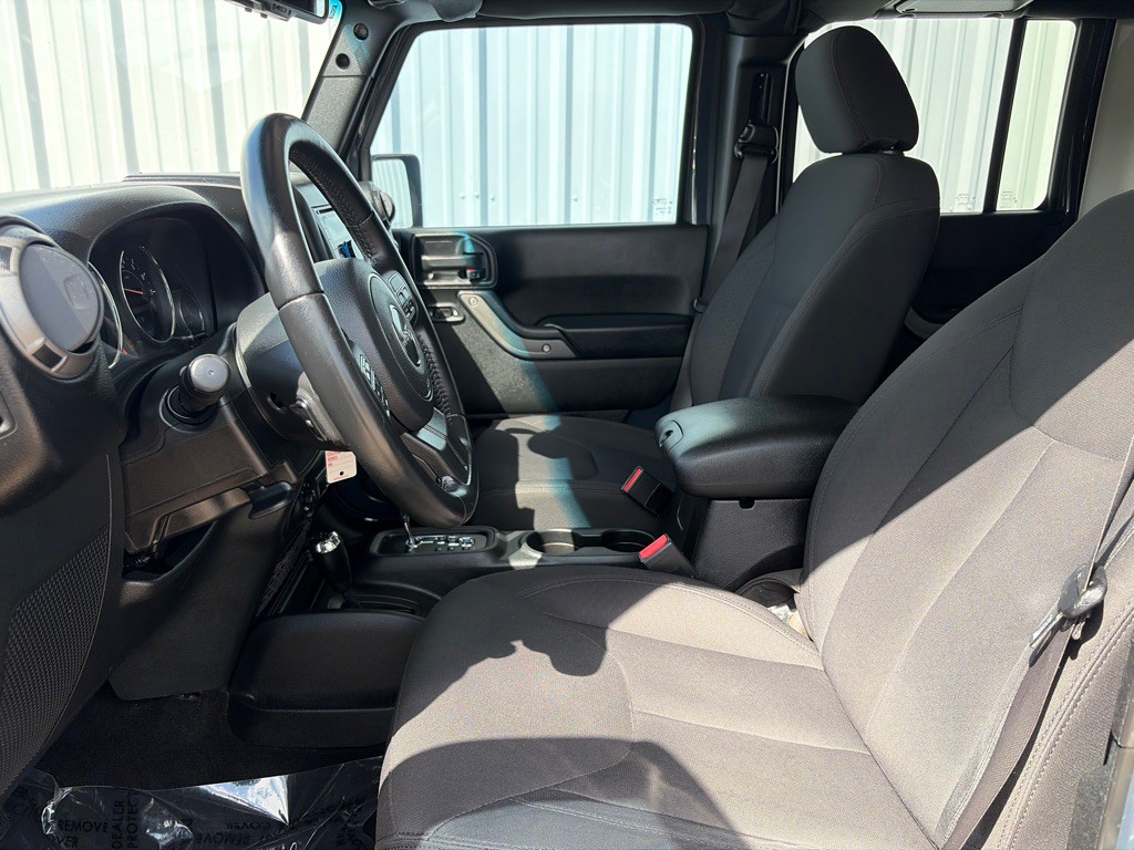 2017 Jeep Wrangler Unlimited Image 8