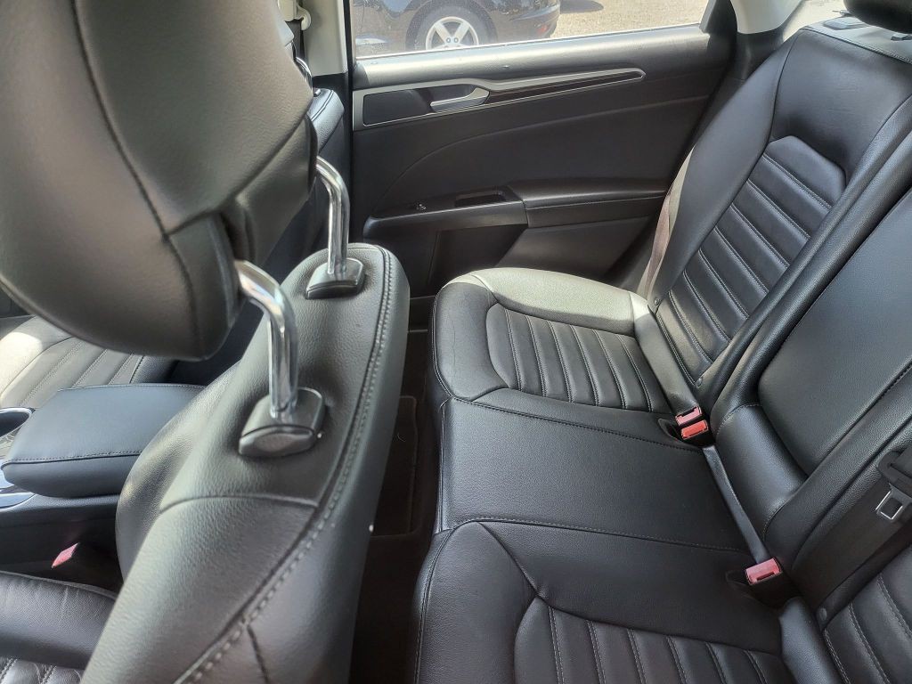 2013 Ford Fusion Image 3