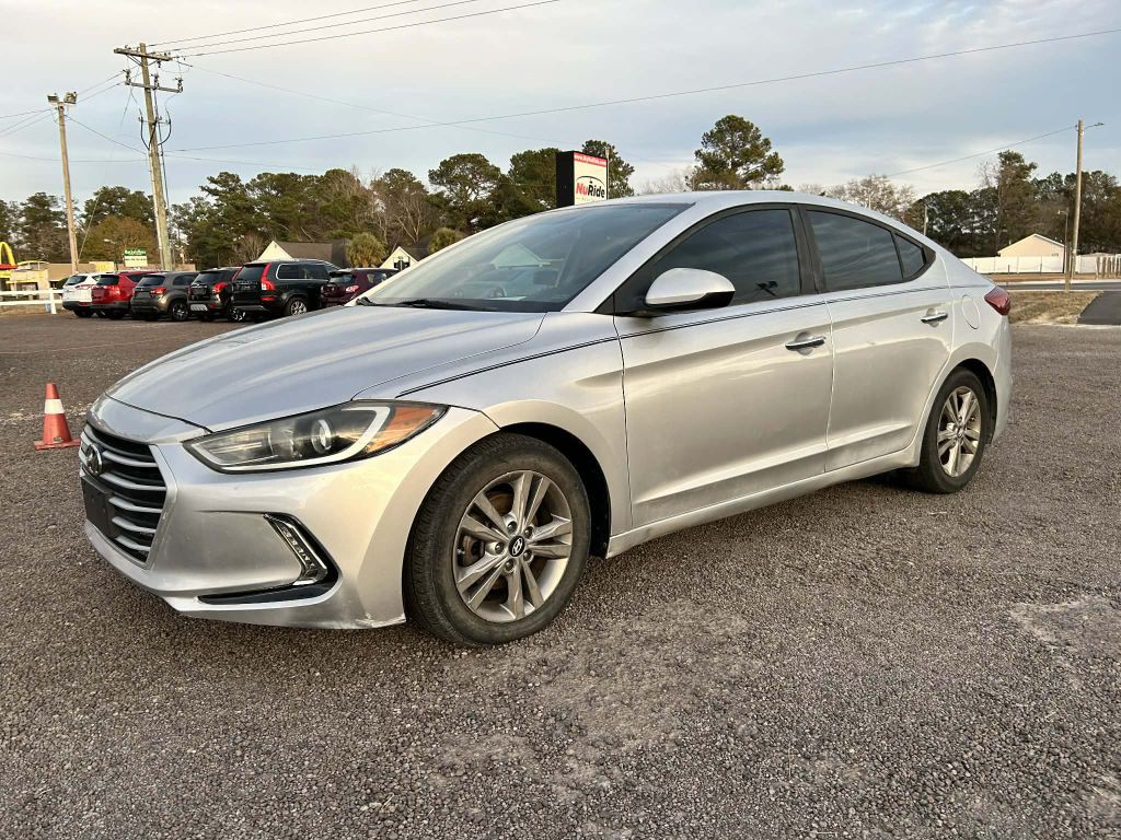 2017 Hyundai Elantra Image 1