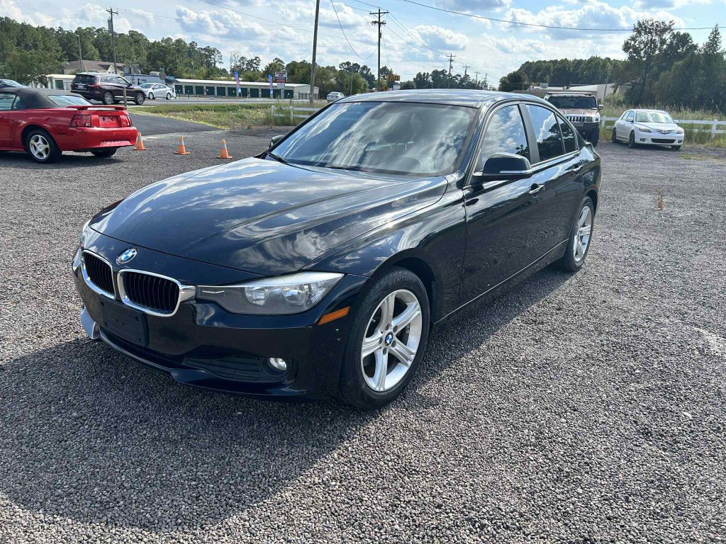 2015 BMW 3 Series Image 2
