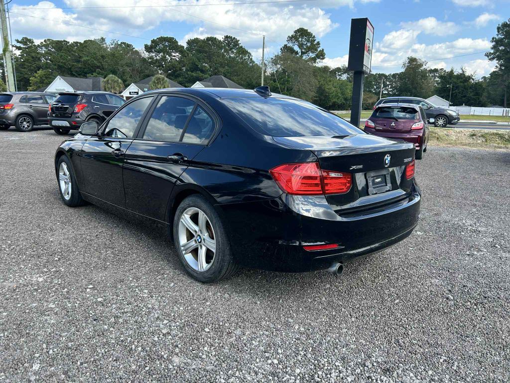 2015 BMW 3 Series Image 8