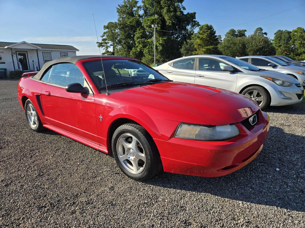 2003 Ford Mustang Image 2