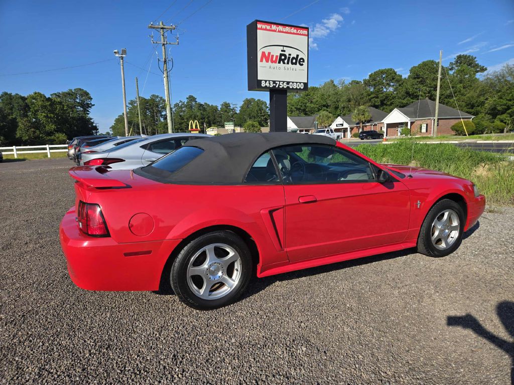 2003 Ford Mustang Image 3