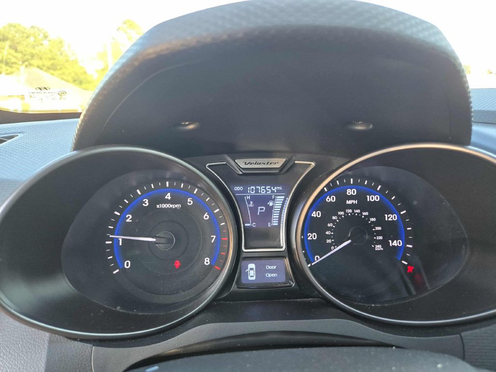 2015 Hyundai Veloster Image 7