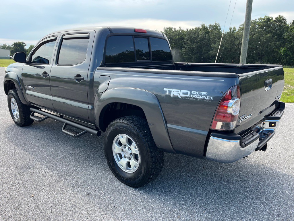 2013 Toyota Tacoma Image 3
