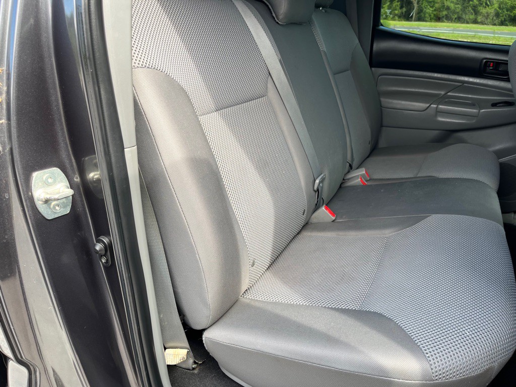 2013 Toyota Tacoma Image 11