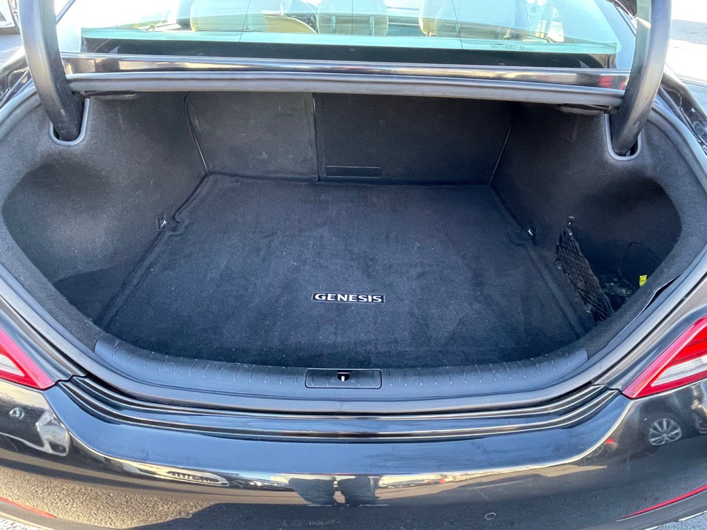 2019 Genesis G70 Image 6