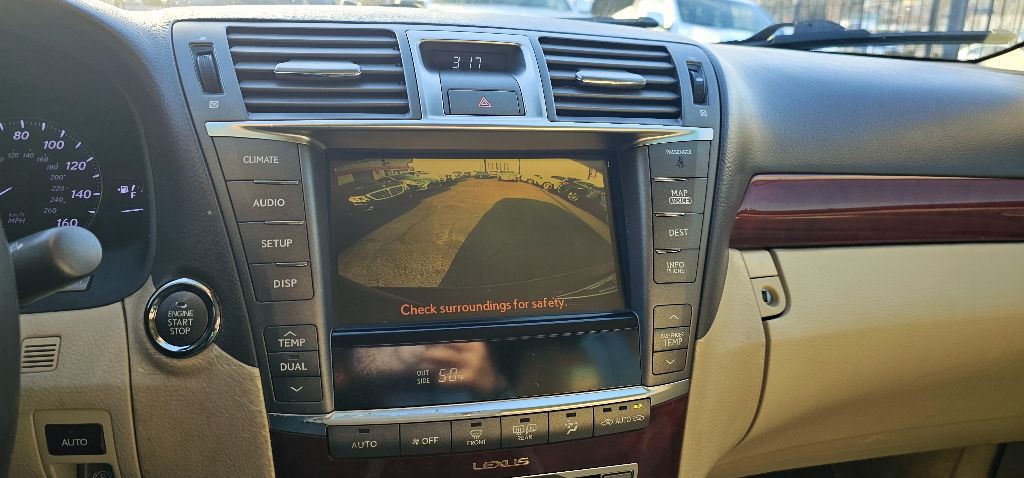2010 Lexus LS 460 Image 23