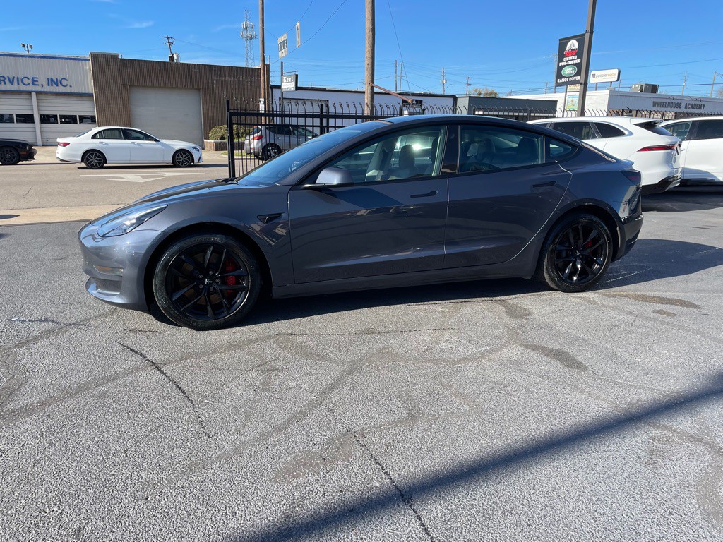 2023 Tesla Model 3 Image 3
