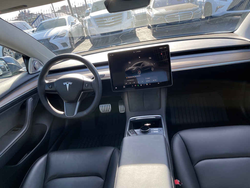 2023 Tesla Model 3 Image 15