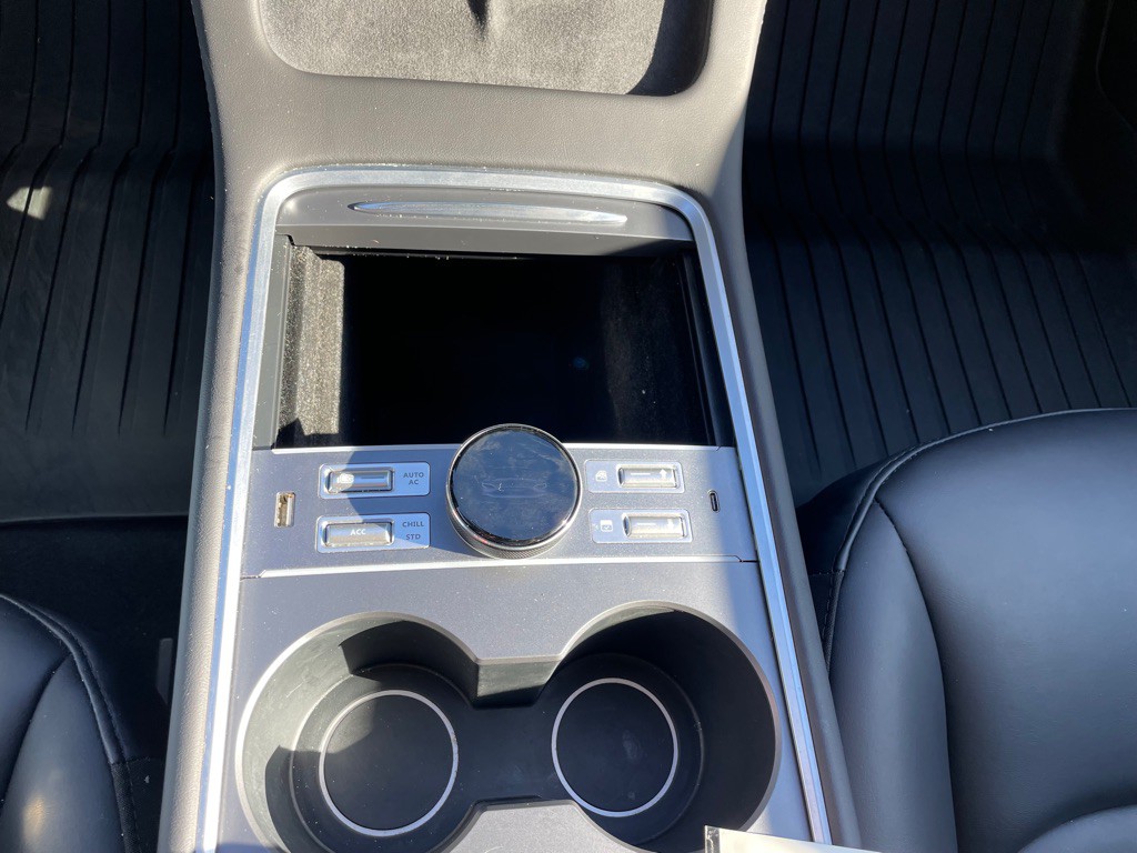 2023 Tesla Model 3 Image 21
