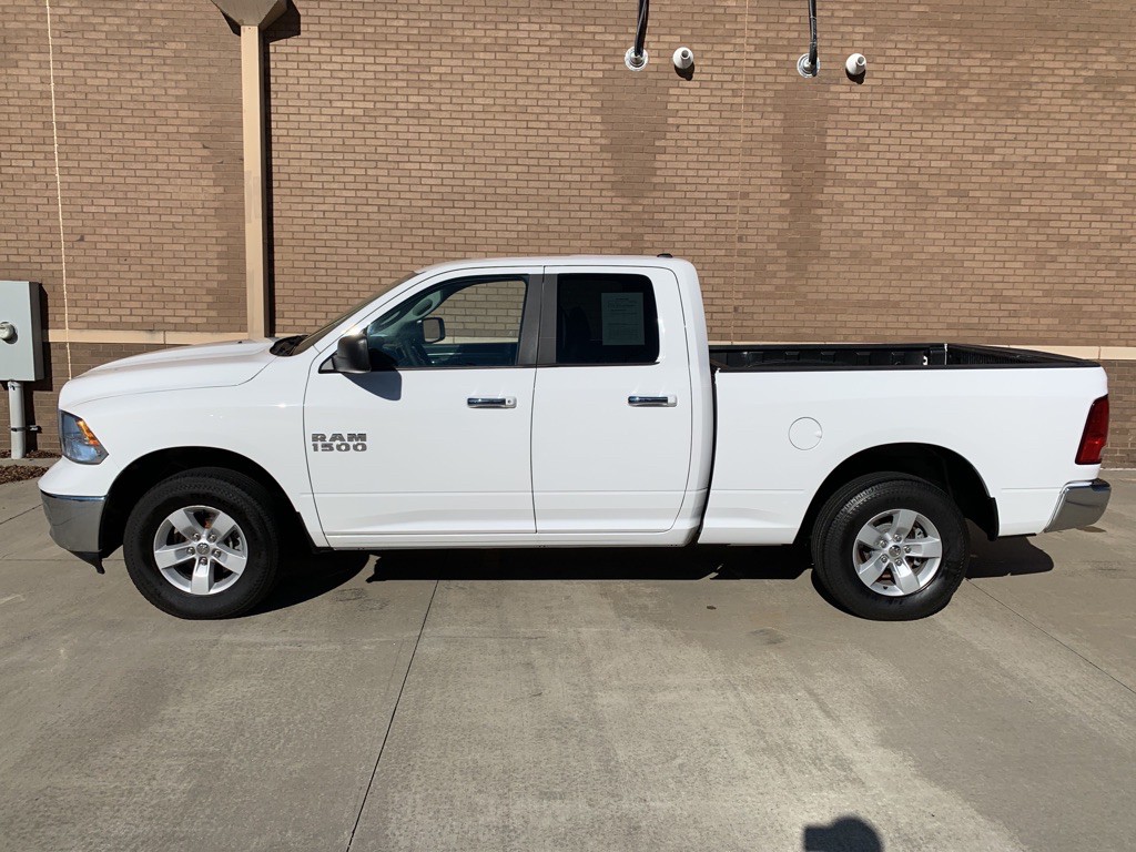 2017 RAM 1500 Image 3