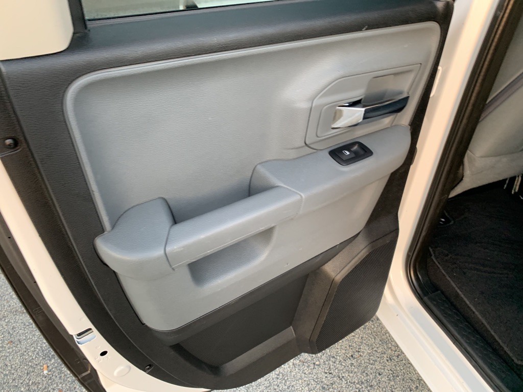 2017 RAM 1500 Image 13