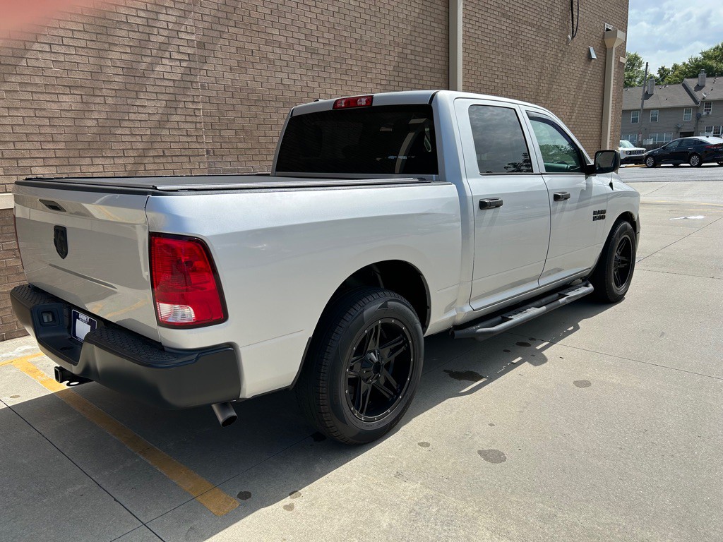 2018 RAM 1500 Image 6