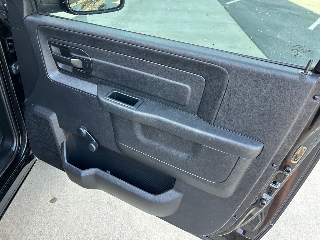 2016 RAM 1500 Image 19