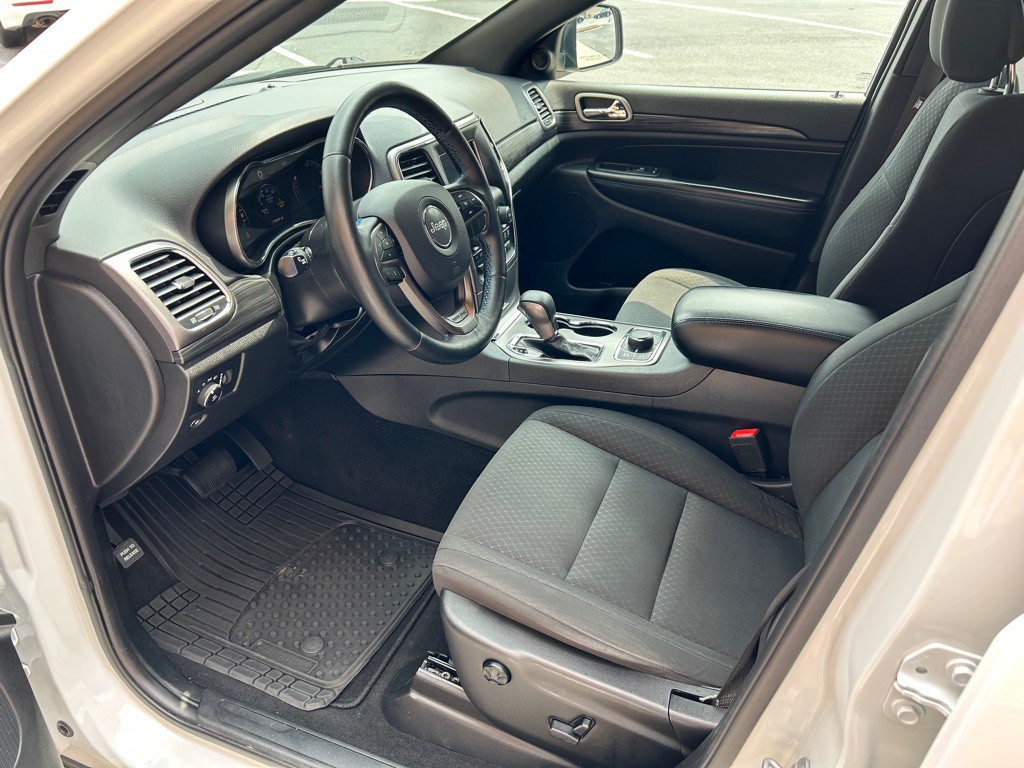 2019 Jeep Grand Cherokee Image 15
