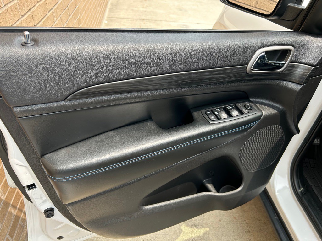 2019 Jeep Grand Cherokee Image 16