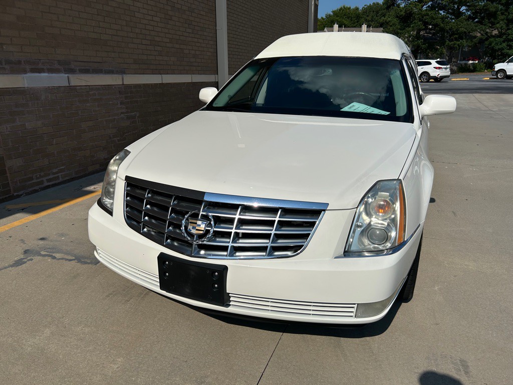 2009 Cadillac DTS Image 9