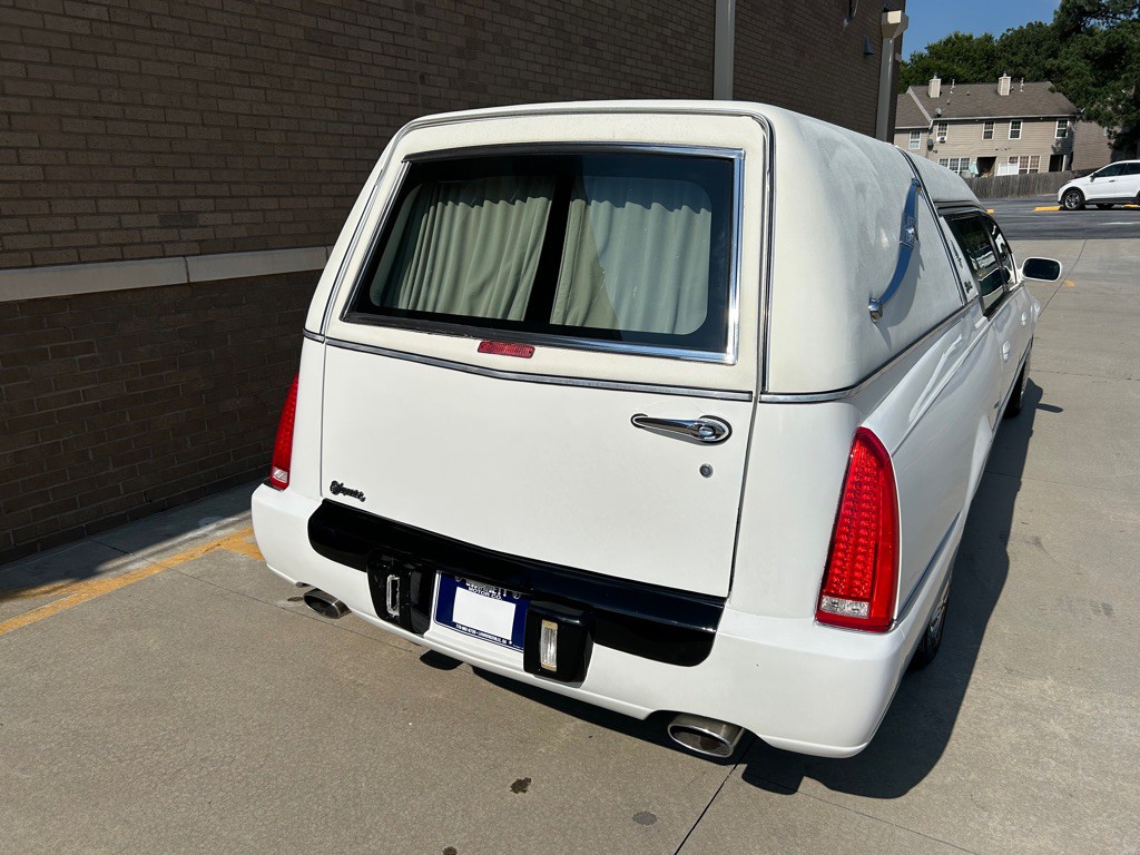 2009 Cadillac DTS Image 7