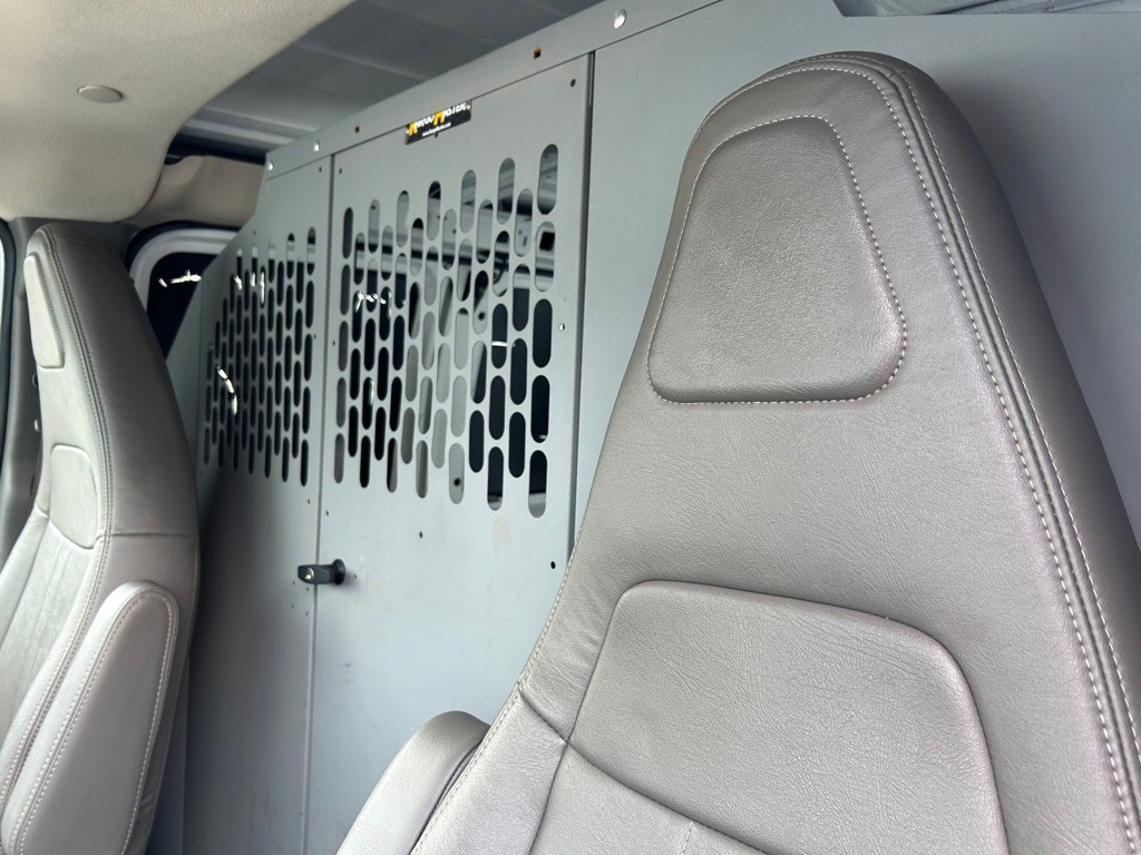 2018 Chevrolet Express Image 20